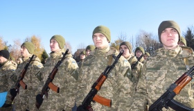 У Полтаві воїни-зв'язківці склали військову присягу